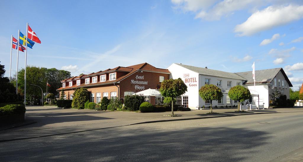 Hotel Goos Jübek Exteriör bild